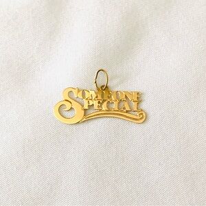 Someone Special Vintage 14K Yellow Gold Necklace Pendant Charm